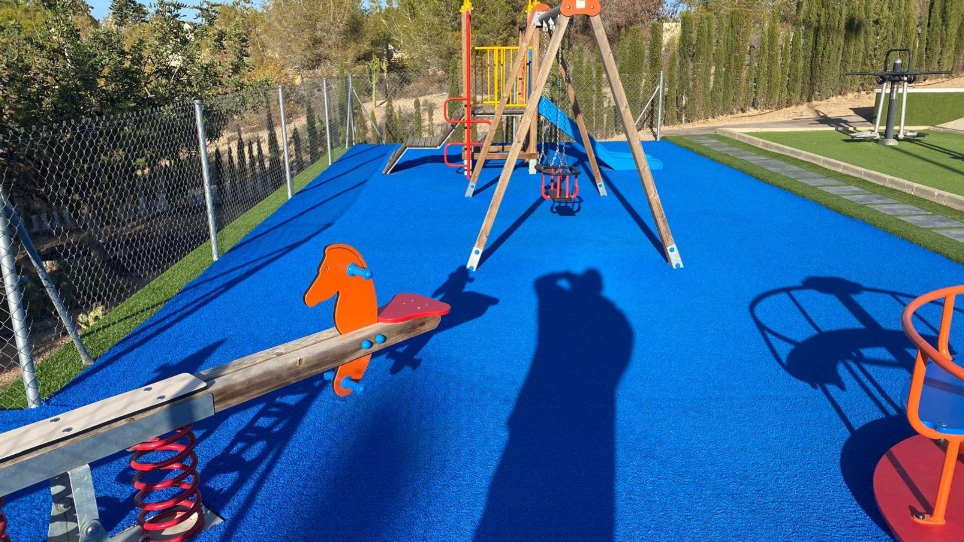 4 Bed, 2 Bath, HouseFor Sale, Torrevieja, Alicante