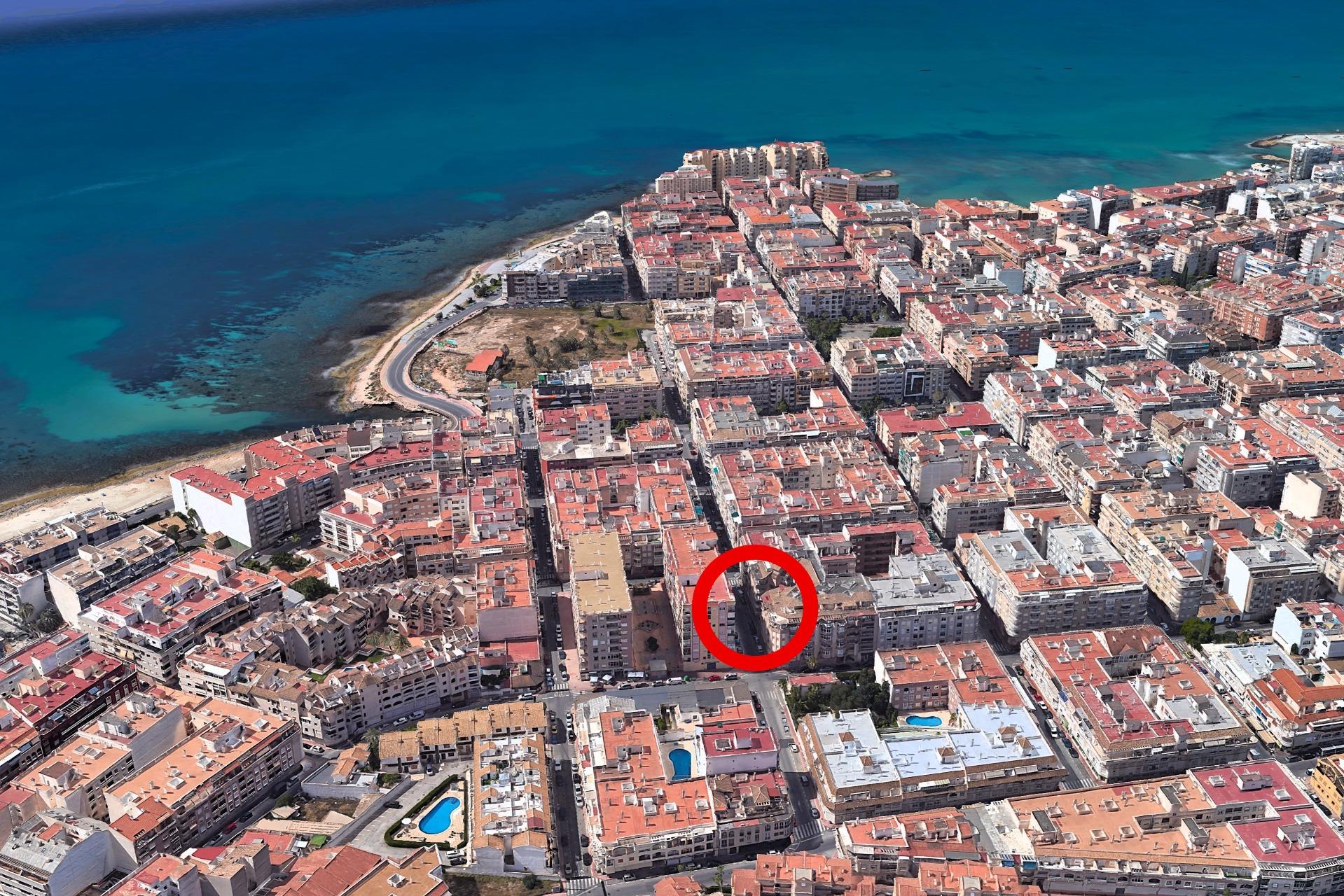 2 Bed, 1 Bath, ApartmentFor Sale, Torrevieja, Alicante