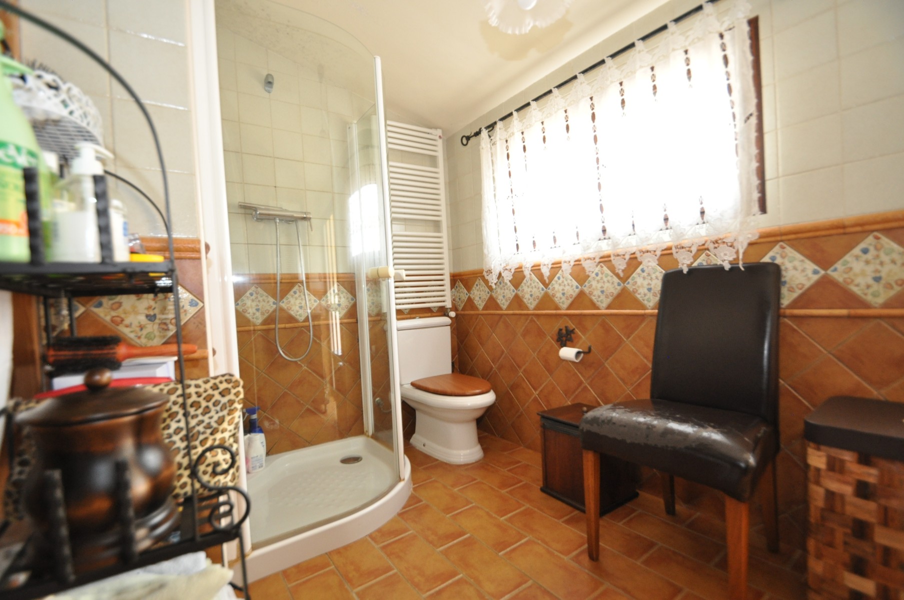 4 Bed, 2 Bath, HouseFor Sale, Chinorlet, Alicante