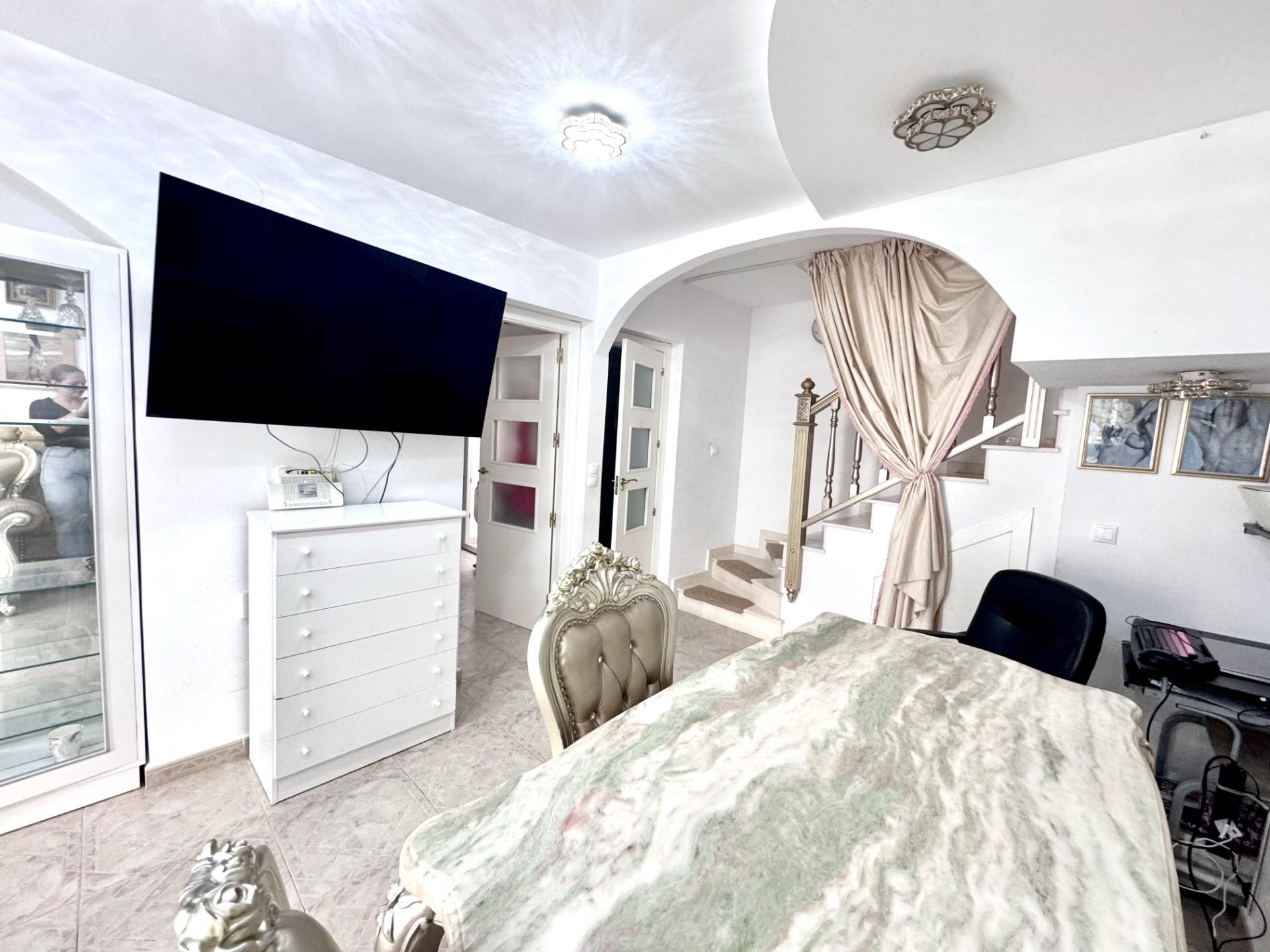 5 Bed, 2 Bath, HouseFor Sale, Orihuela Costa, Alicante