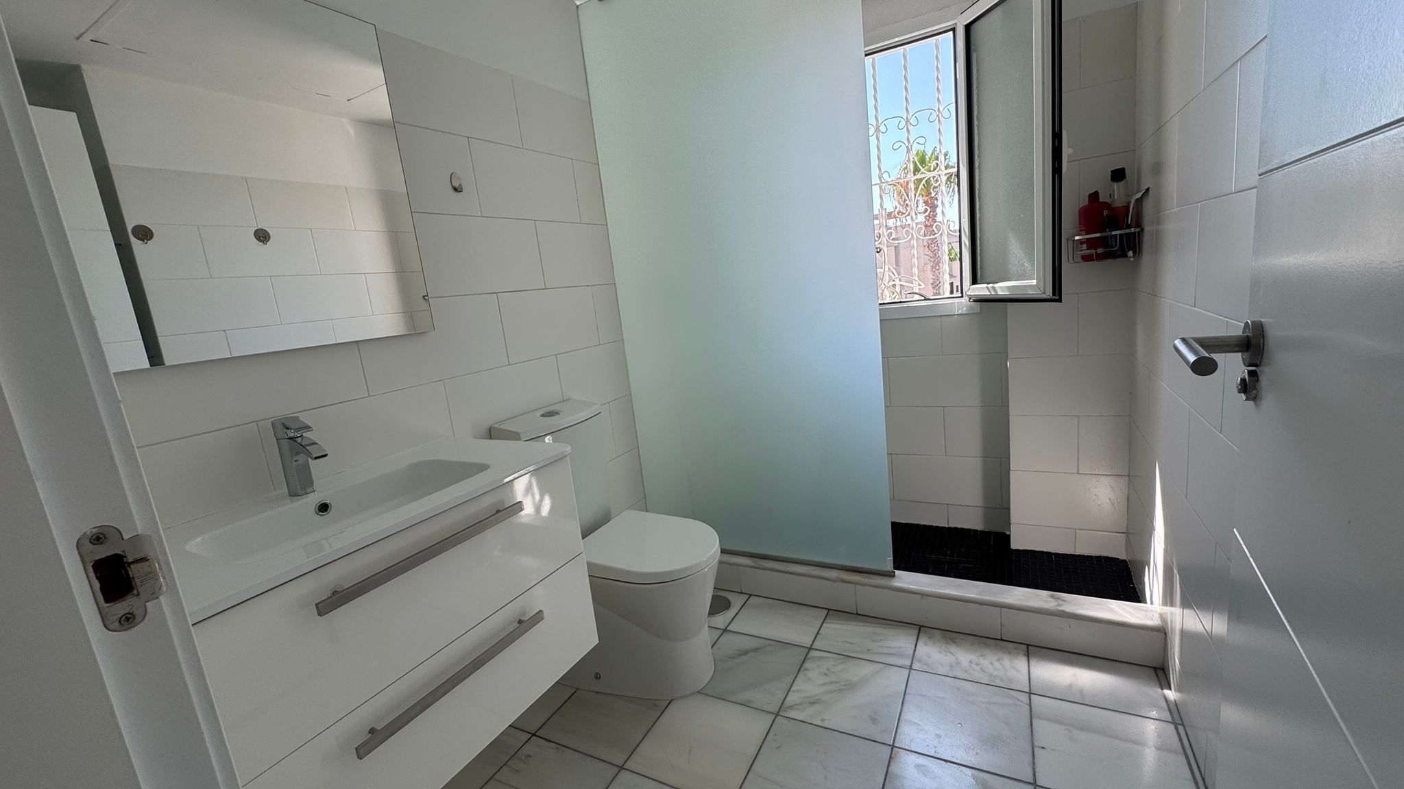 2 Bed, 2 Bath, HouseFor Sale, Torrevieja, Alicante