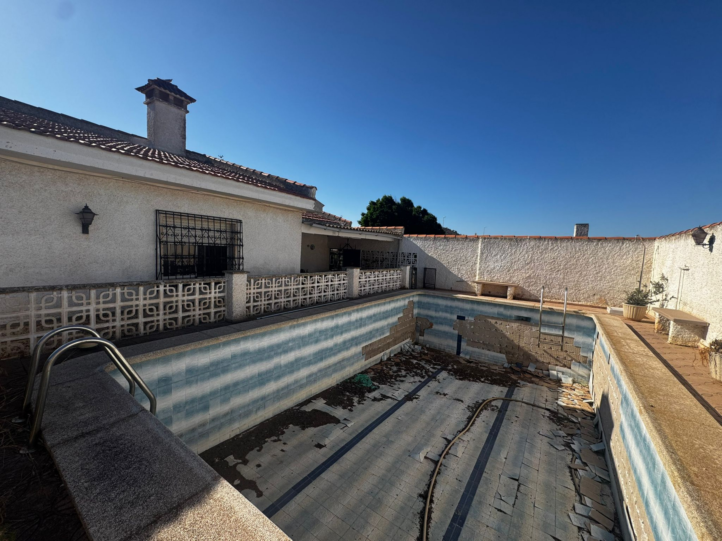 5 Bed, 2 Bath, HouseFor Sale, Cartagena, Murcia