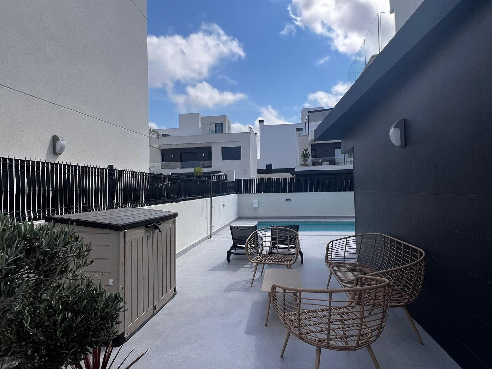 5 Bed, 4 Bath, HouseFor Sale, Algorfa, Alicante