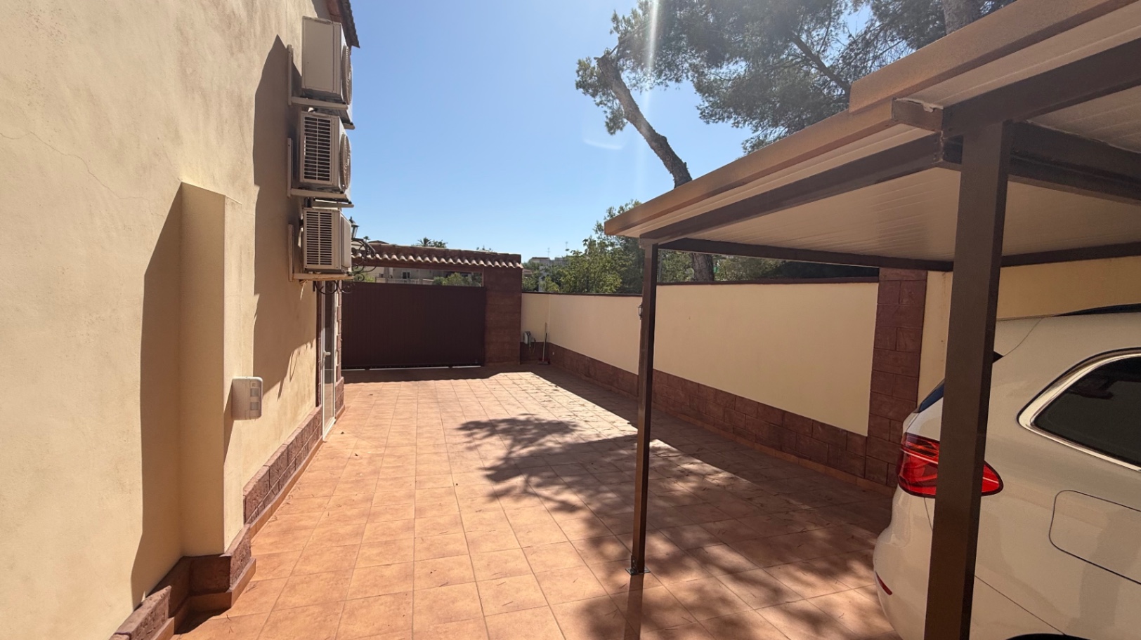 7 Bed, 4 Bath, HouseFor Sale, Torrevieja, Alicante