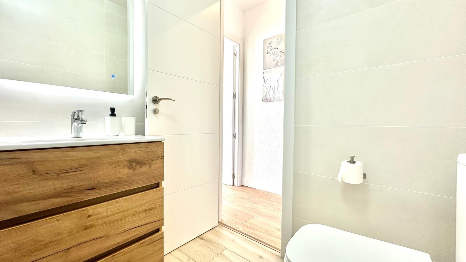 3 Bed, 2 Bath, HouseFor Sale, Torrevieja, Alicante