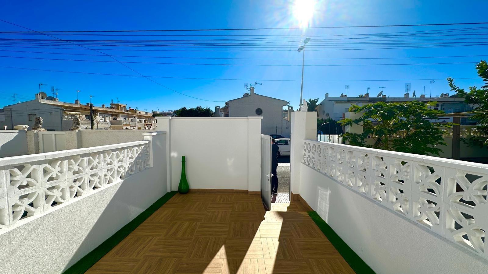 3 Bed, 2 Bath, HouseFor Sale, Torrevieja, Alicante
