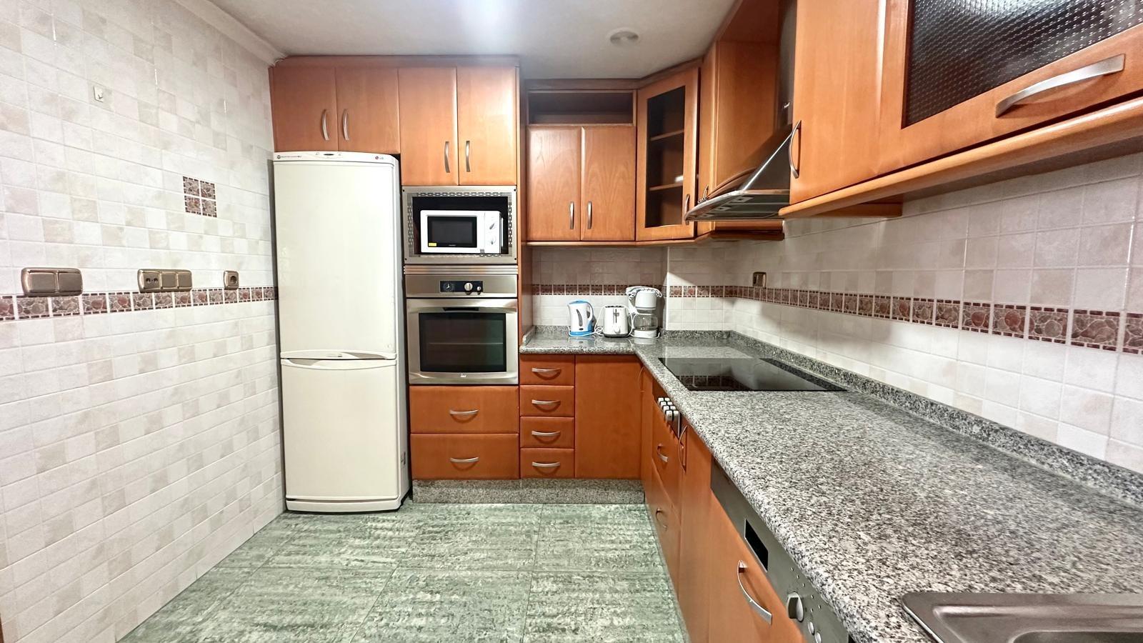 2 Bed, 1 Bath, ApartmentFor Sale, Torrevieja, Alicante