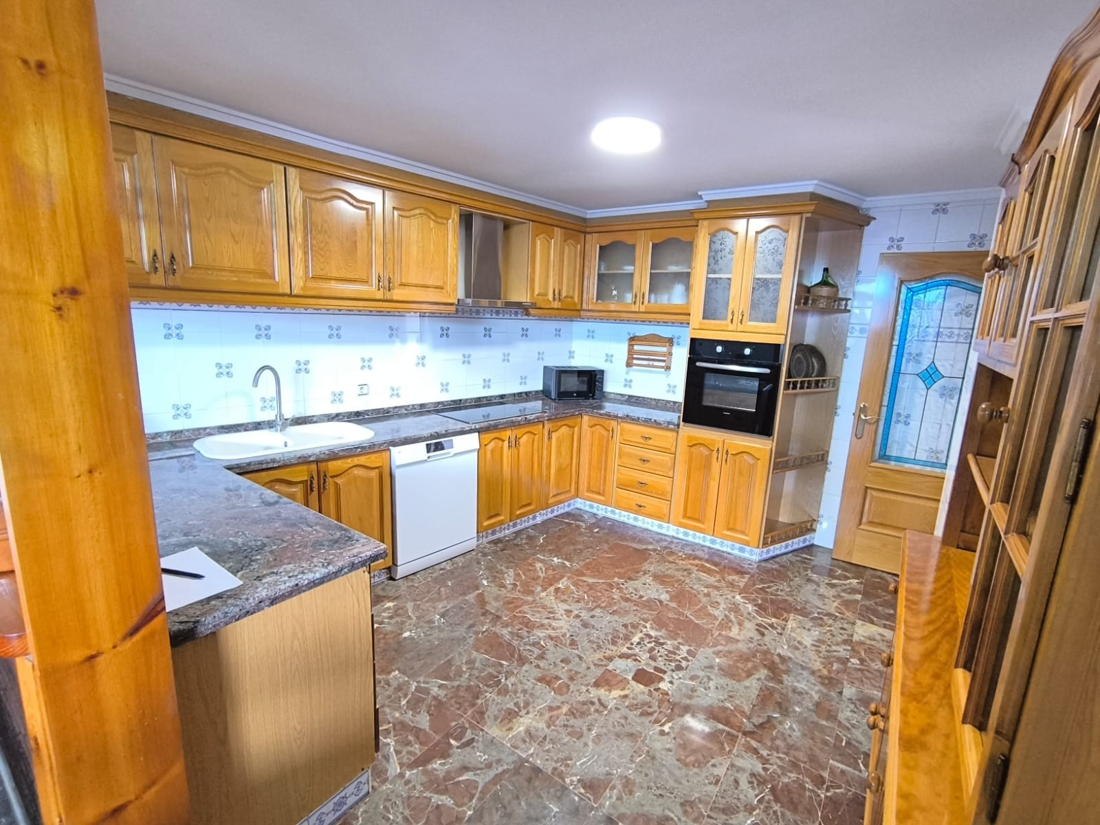 5 Bed, 2 Bath, HouseFor Sale, Sax, Alicante