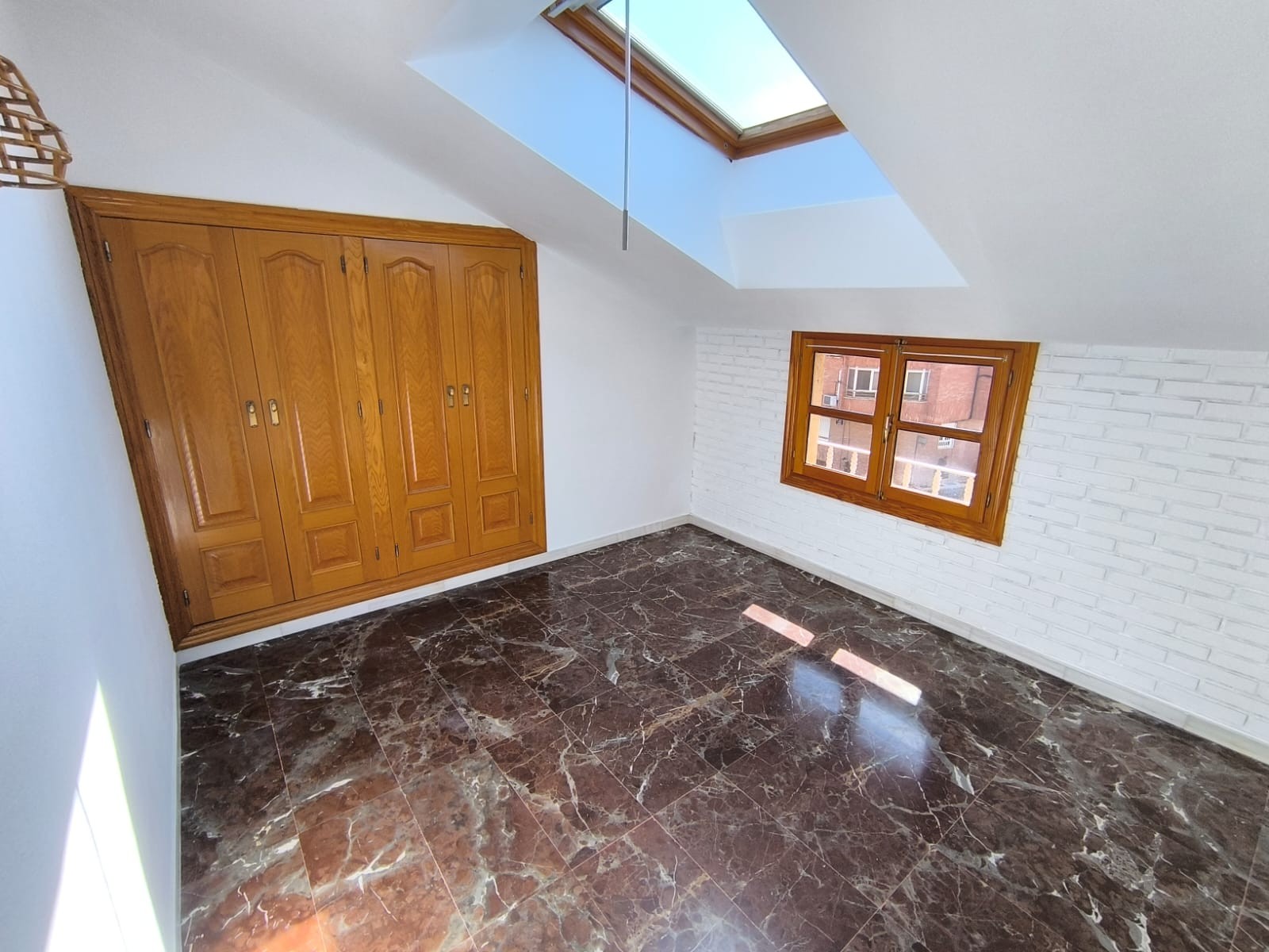 5 Bed, 2 Bath, HouseFor Sale, Sax, Alicante