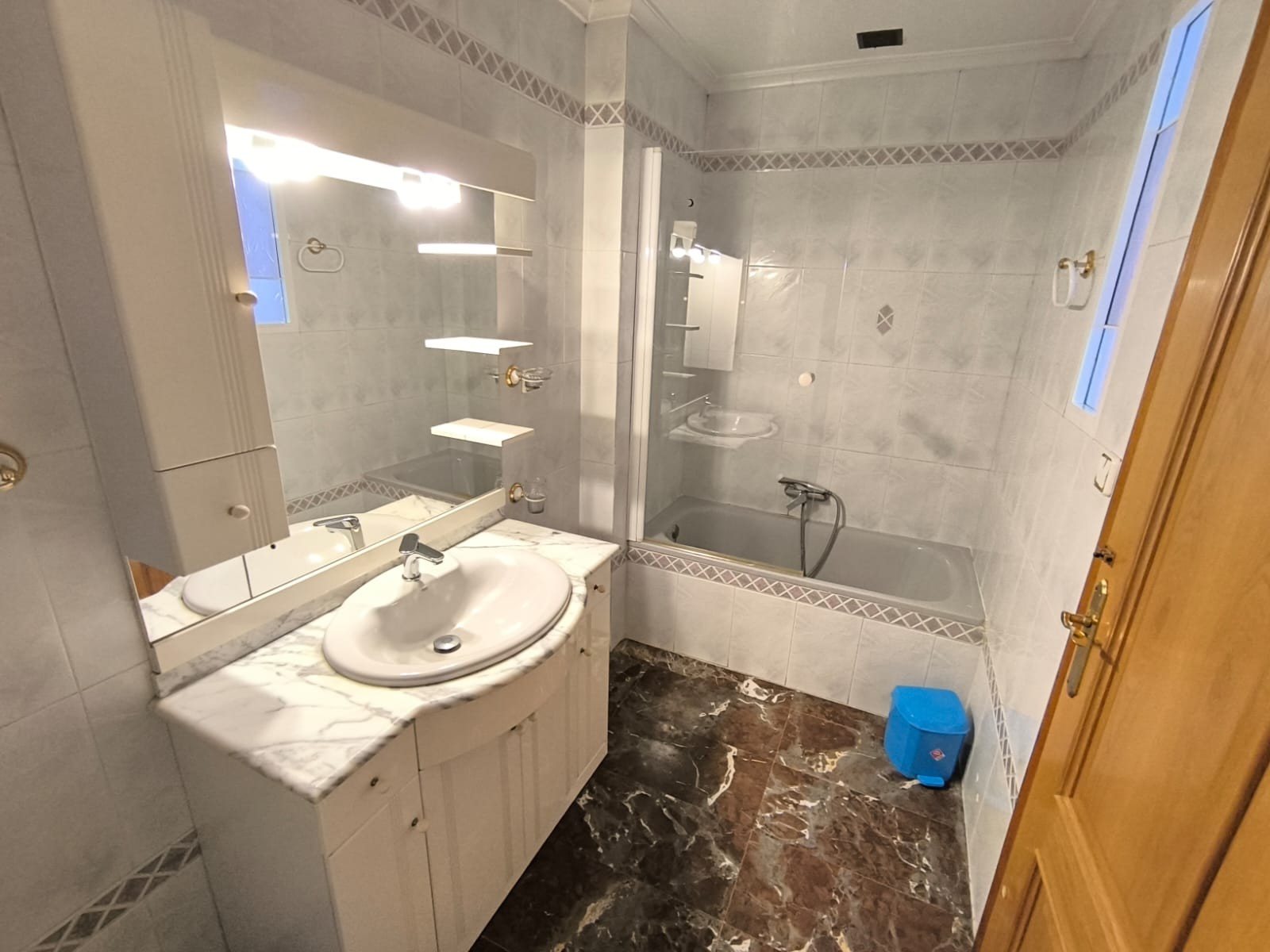 5 Bed, 2 Bath, HouseFor Sale, Sax, Alicante