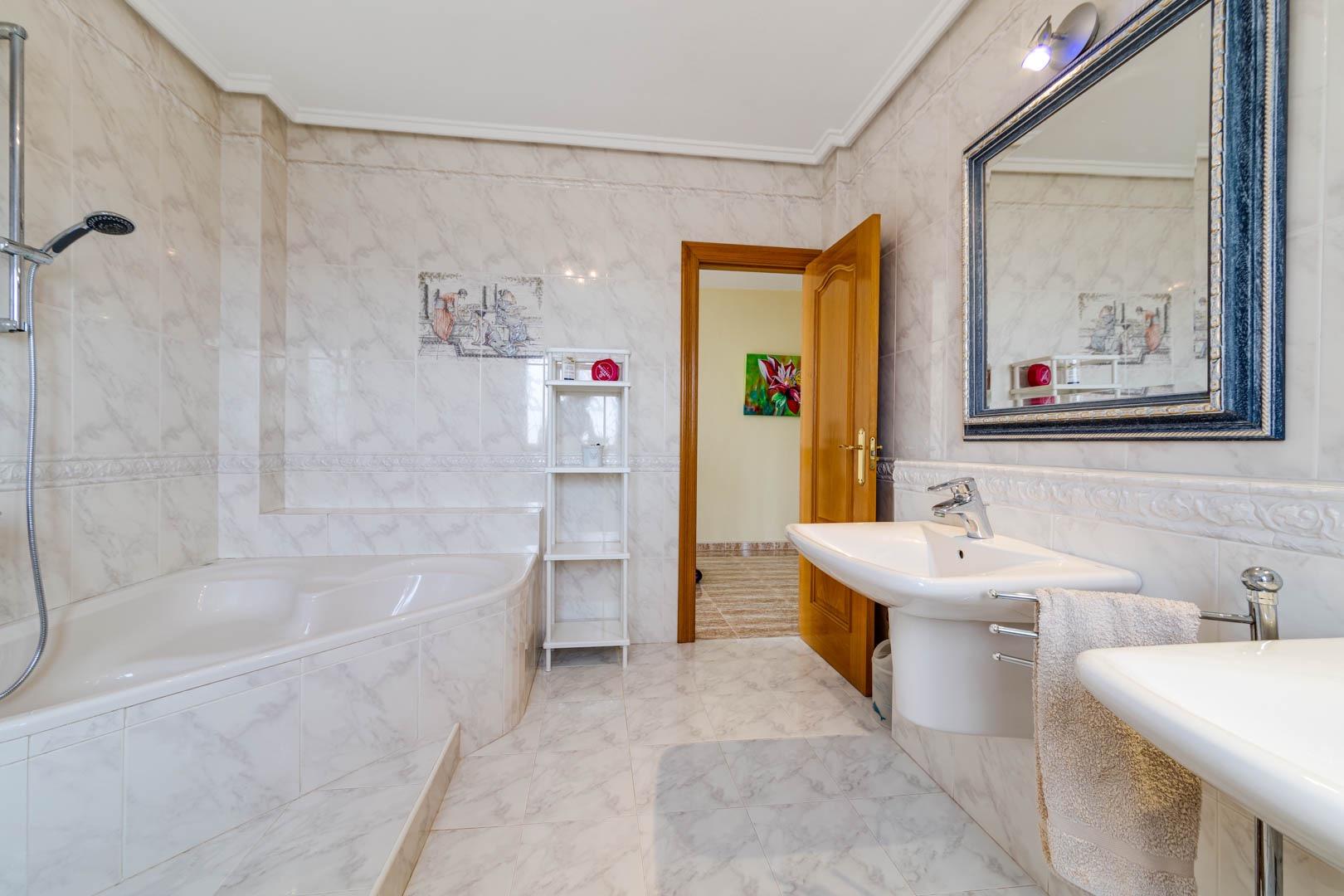 4 Bed, 2 Bath, HouseFor Sale, San Javier, Murcia