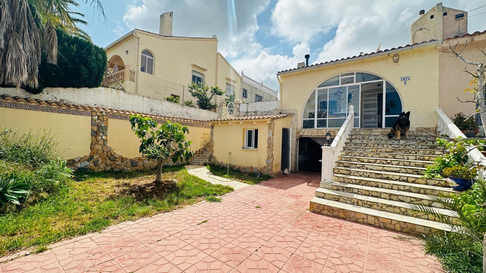 2 Bed, 1 Bath, HouseFor Sale, Orihuela, Alicante