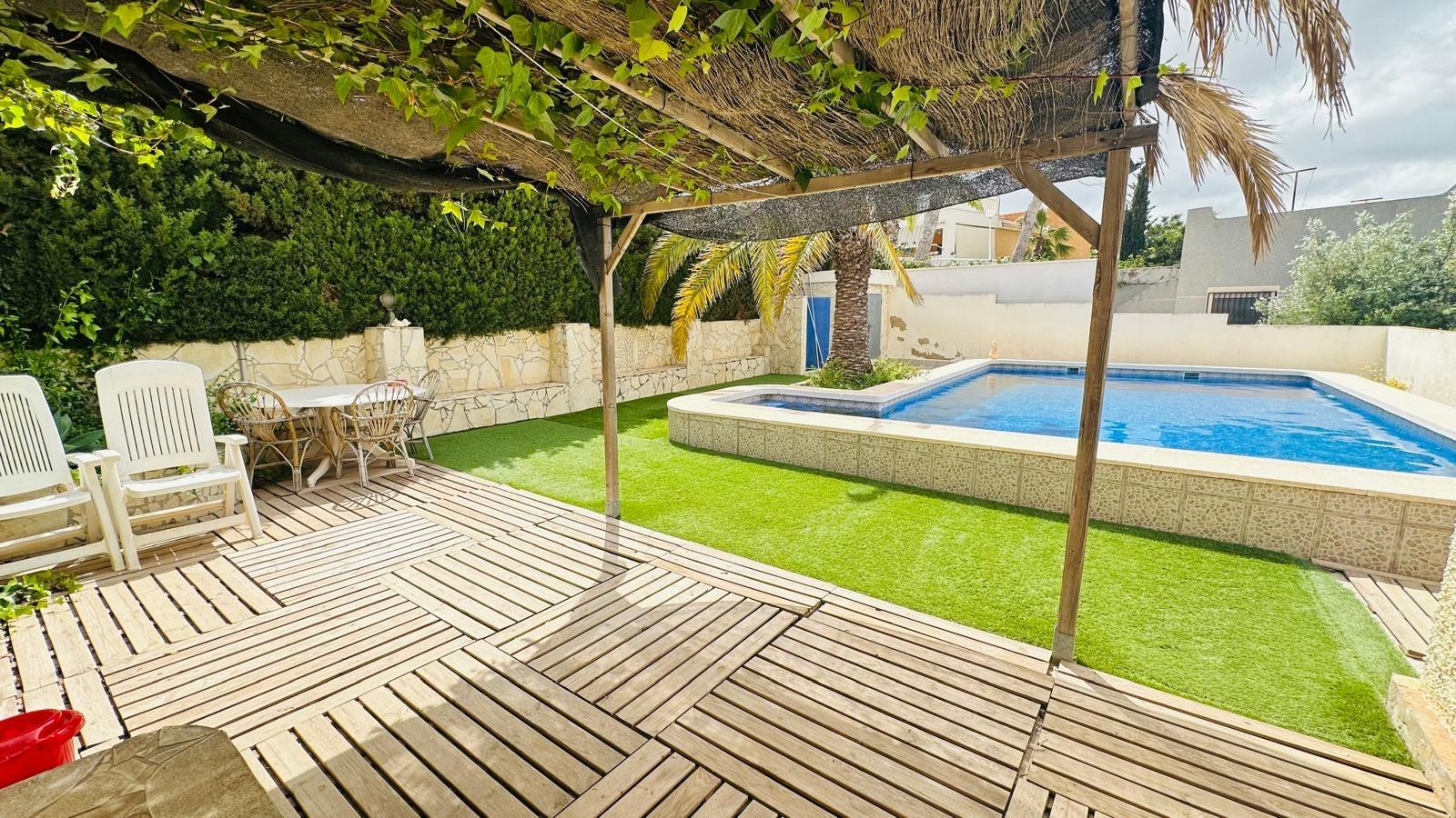 2 Bed, 1 Bath, HouseFor Sale, Orihuela, Alicante