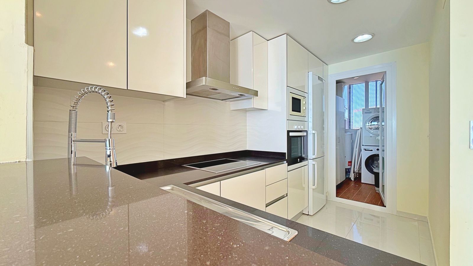 2 Bed, 2 Bath, ApartmentFor Sale, Torrevieja, Alicante