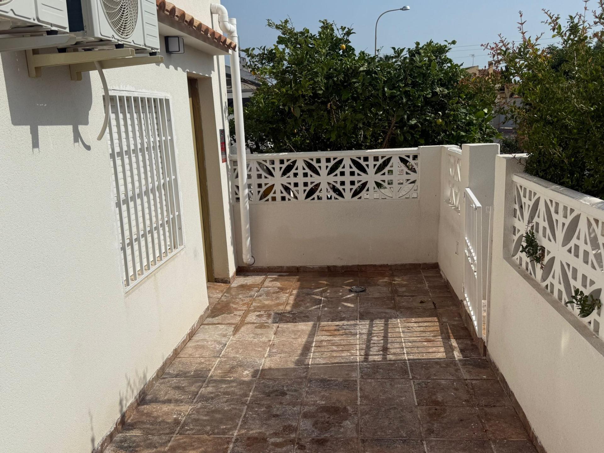 3 Bed, 2 Bath, HouseFor Sale, Torrevieja, Alicante
