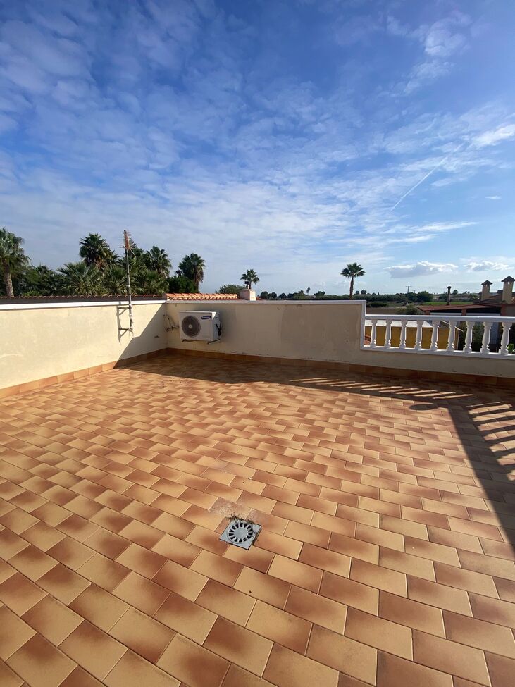 3 Bed, 2 Bath, HouseFor Sale, Catral, Alicante