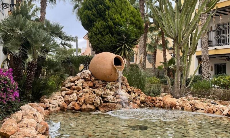 3 Bed, 2 Bath, ApartmentFor Sale, Torrevieja, Alicante