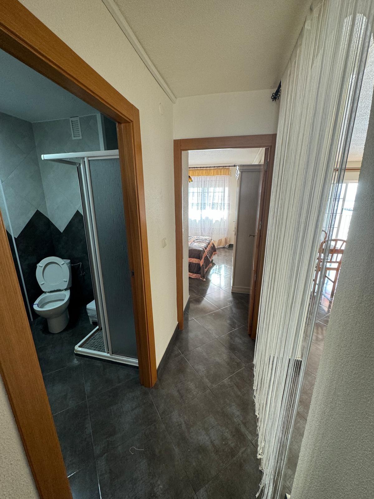 3 Bed, 1 Bath, ApartmentFor Sale, Torrevieja, Alicante