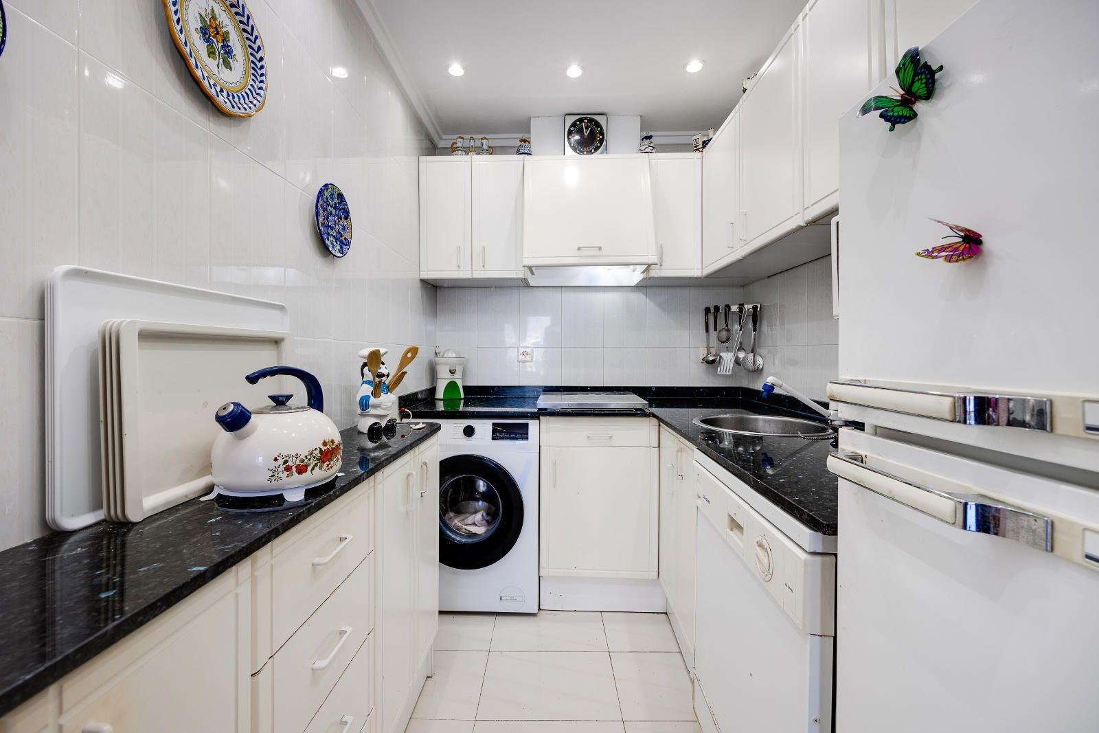 1 Bed, 1 Bath, ApartmentFor Sale, Torrevieja, Alicante