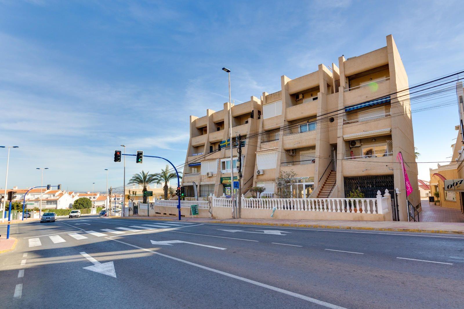 1 Bed, 1 Bath, ApartmentFor Sale, Torrevieja, Alicante