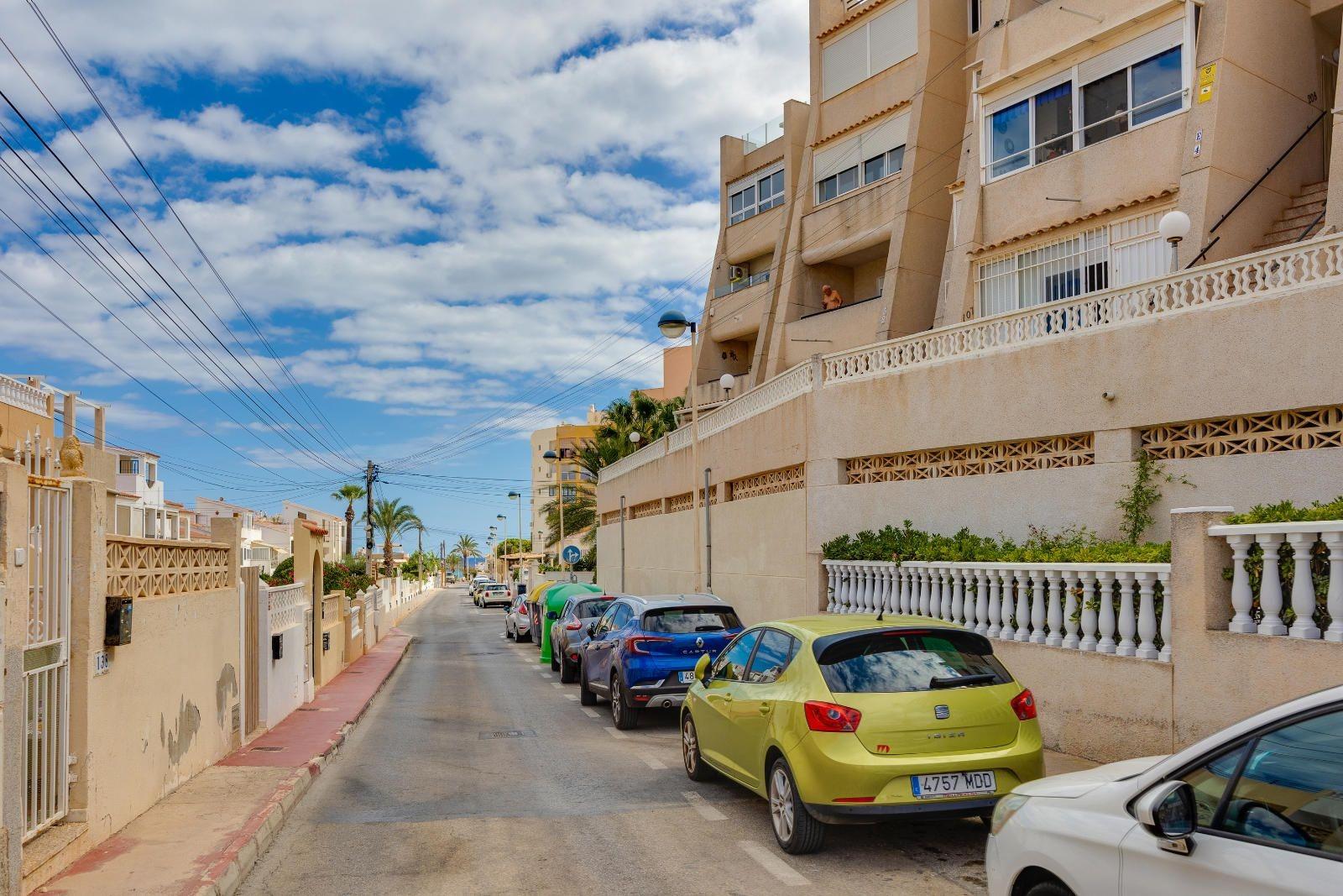 1 Bed, 1 Bath, ApartmentFor Sale, Torrevieja, Alicante