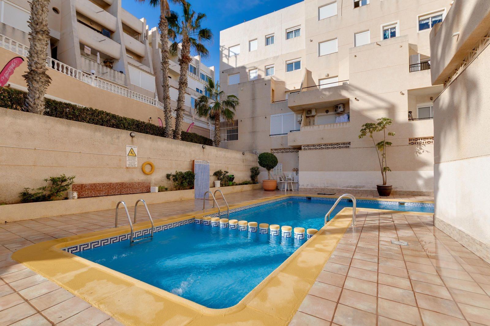 1 Bed, 1 Bath, ApartmentFor Sale, Torrevieja, Alicante