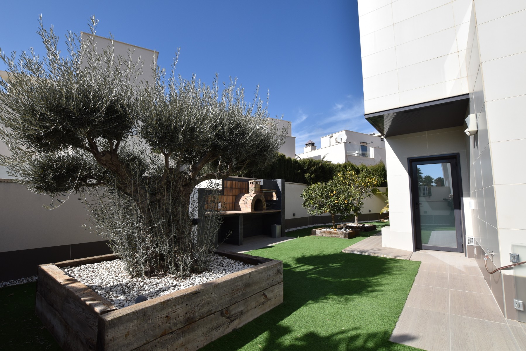 5 Bed, 3 Bath, HouseFor Sale, San Miguel de Salinas, Alicante