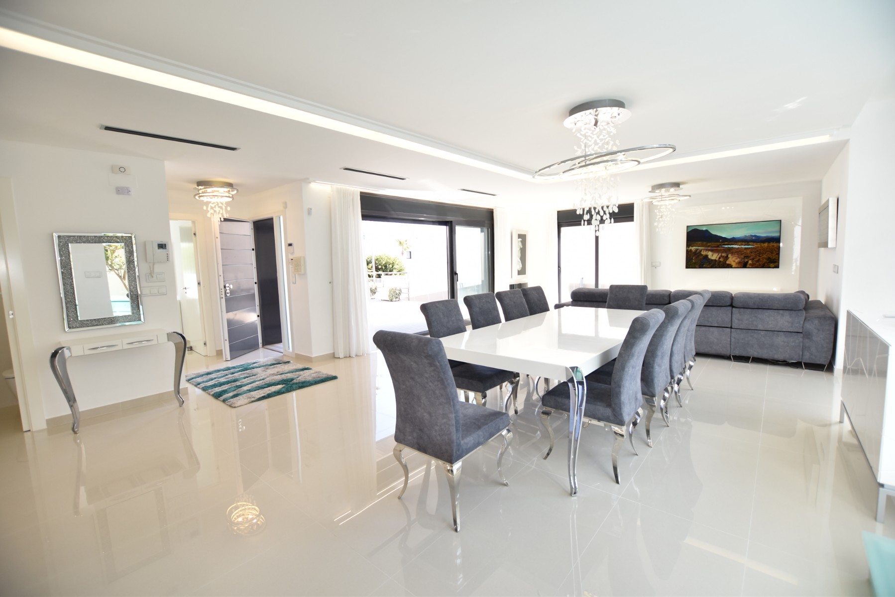 5 Bed, 3 Bath, HouseFor Sale, San Miguel de Salinas, Alicante