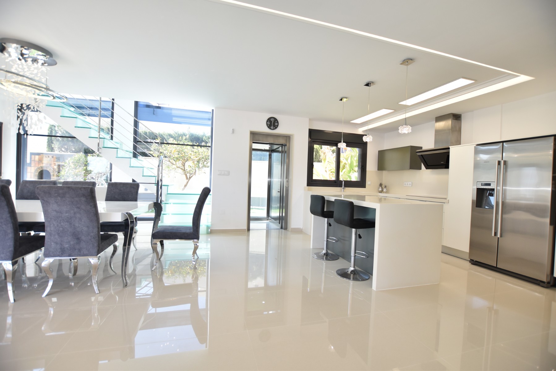 5 Bed, 3 Bath, HouseFor Sale, San Miguel de Salinas, Alicante