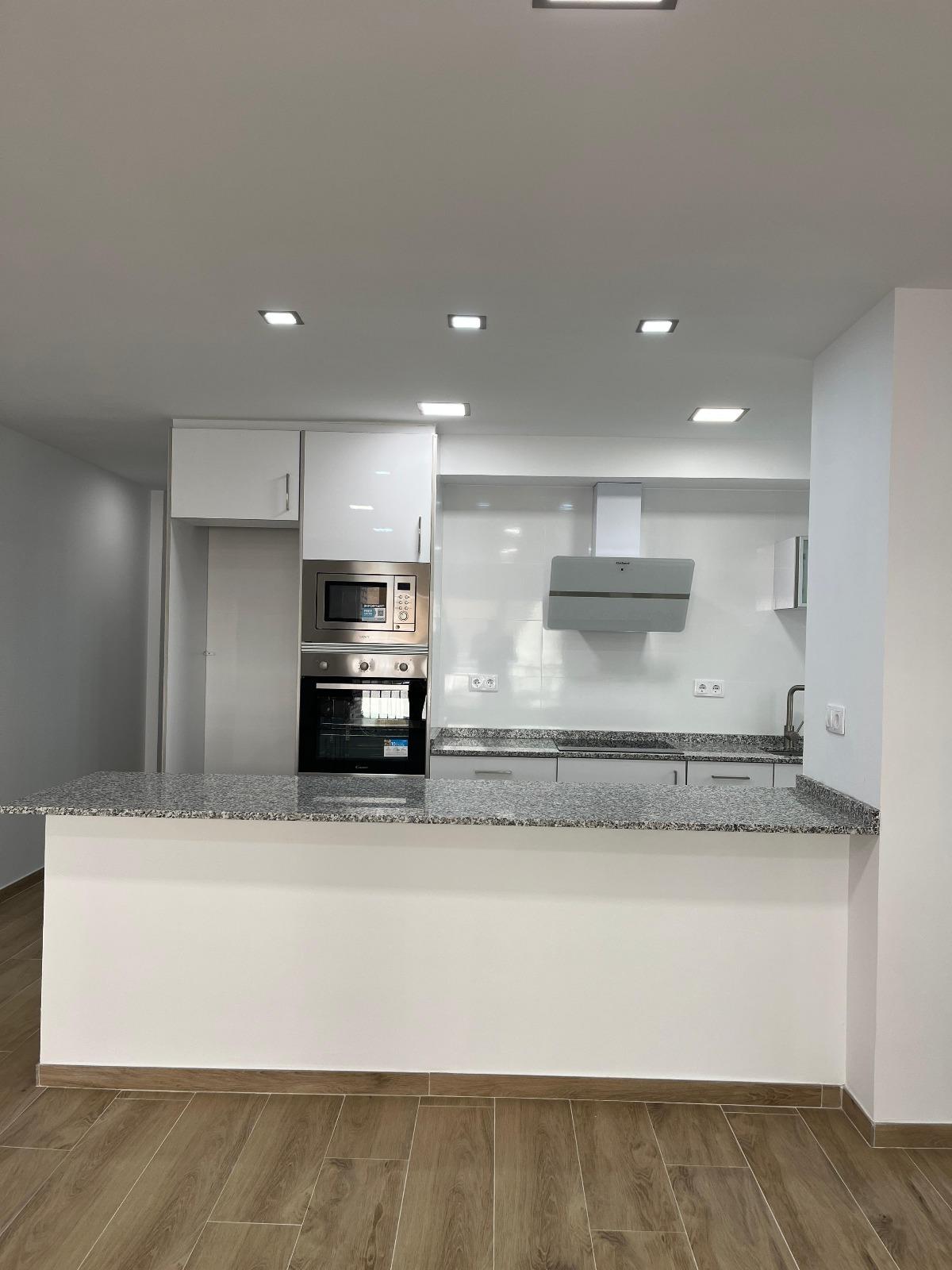 3 Bed, 2 Bath, ApartmentFor Sale, Torrevieja, Alicante