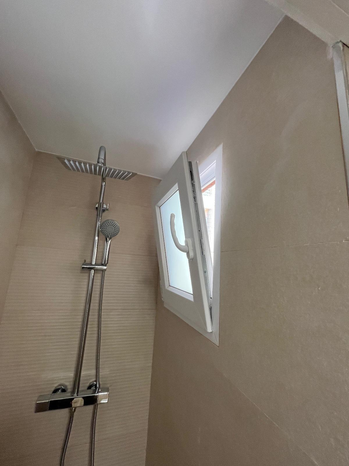 3 Bed, 2 Bath, ApartmentFor Sale, Torrevieja, Alicante