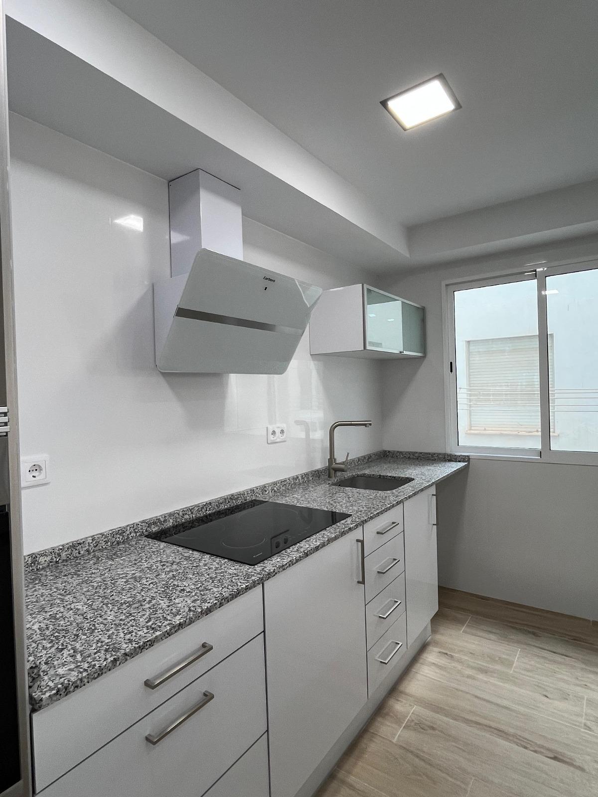 3 Bed, 2 Bath, ApartmentFor Sale, Torrevieja, Alicante