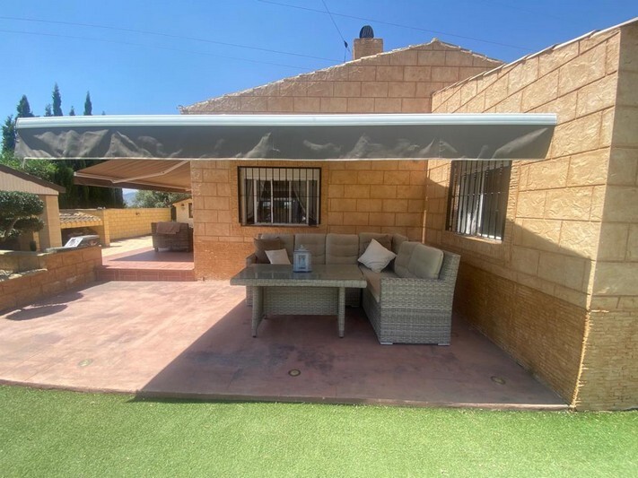 5 Bed, 4 Bath, HouseFor Sale, Albatera, Alicante