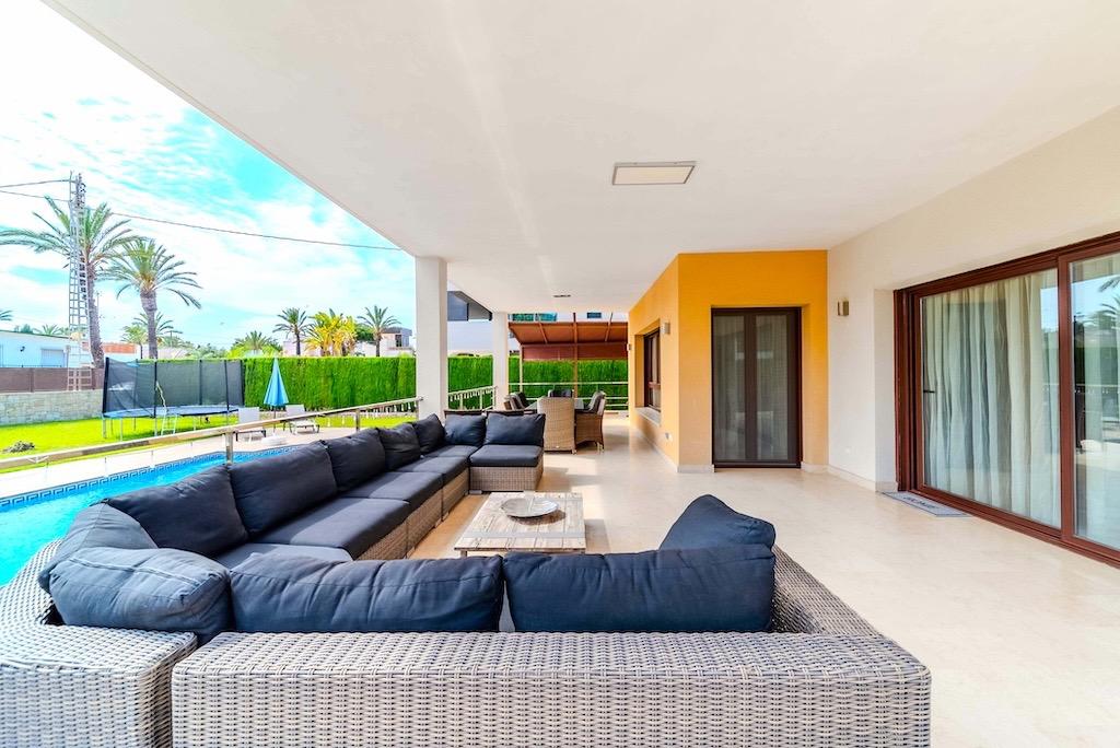 5 Bed, 5 Bath, HouseFor Sale, Cabo Roig, Alicante