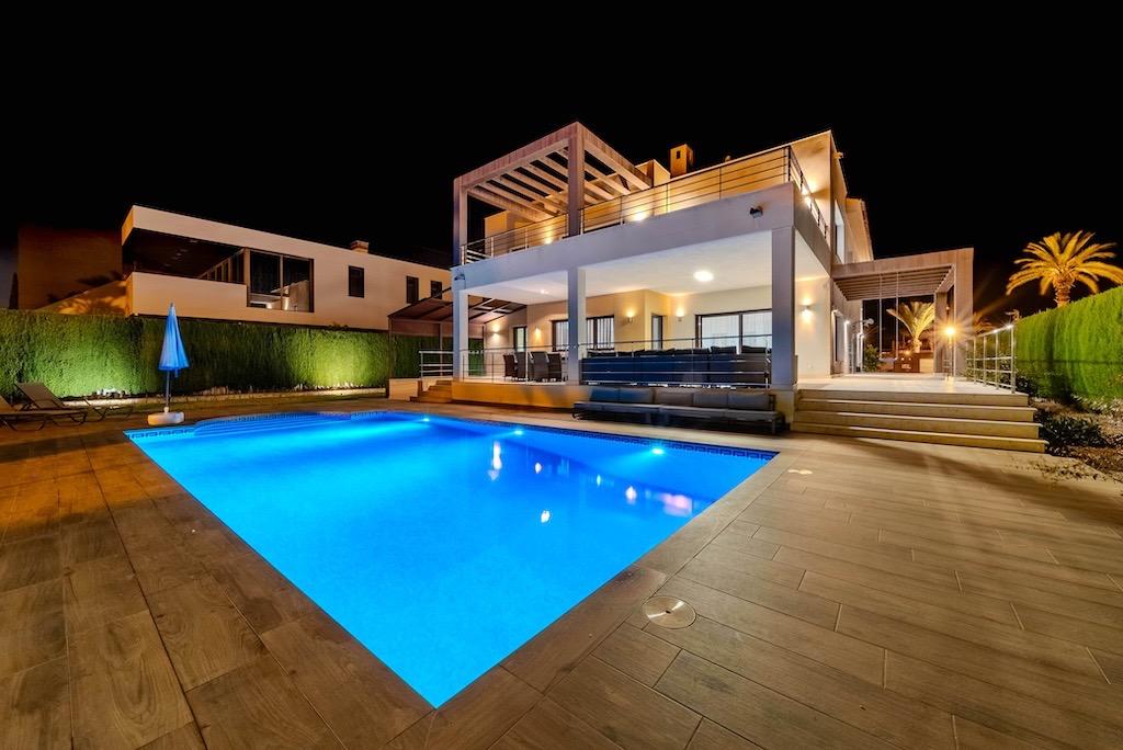 5 Bed, 5 Bath, HouseFor Sale, Cabo Roig, Alicante