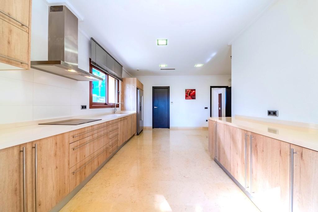 5 Bed, 5 Bath, HouseFor Sale, Cabo Roig, Alicante