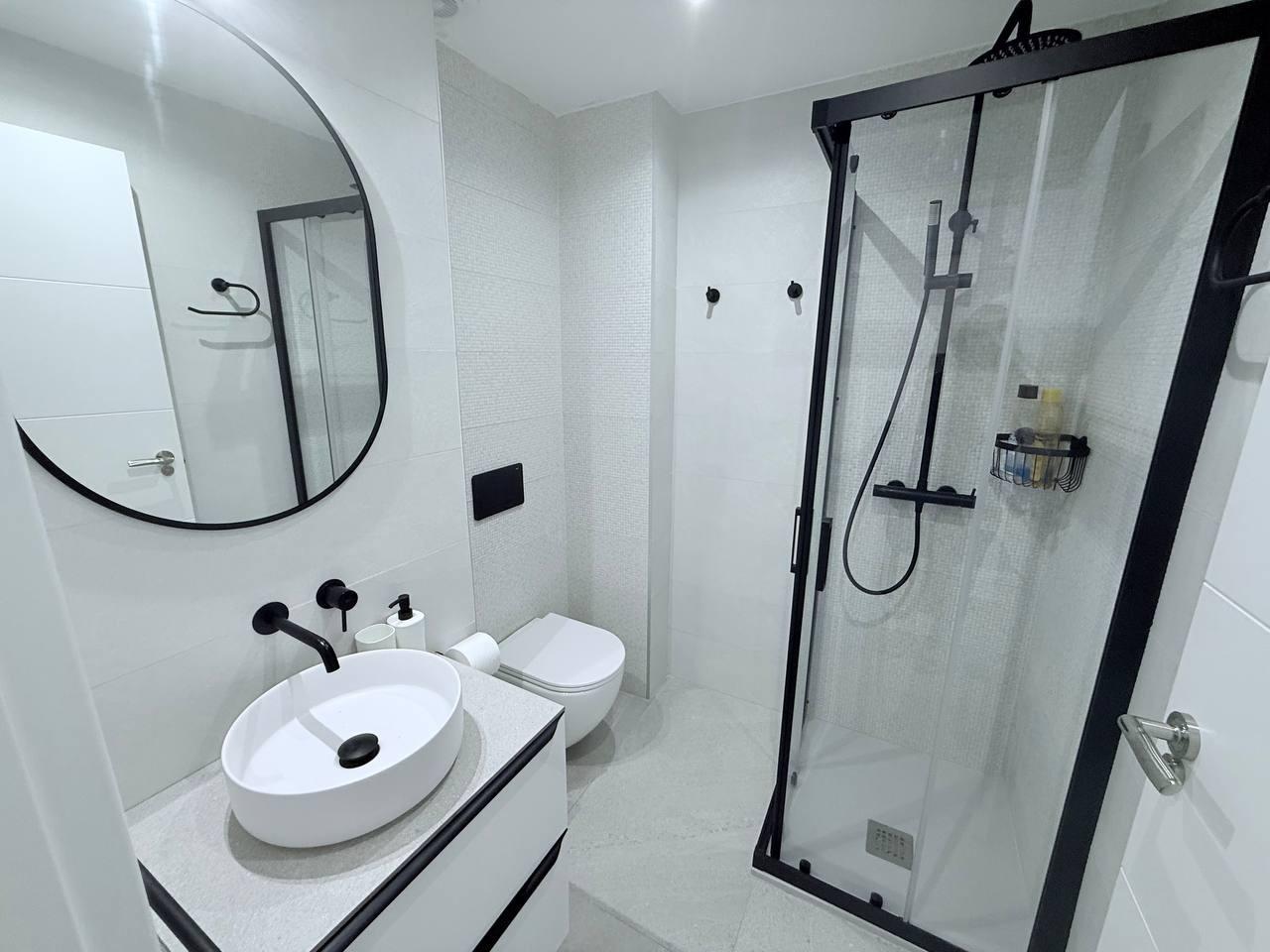 3 Bed, 2 Bath, ApartmentFor Sale, Torrevieja, Alicante