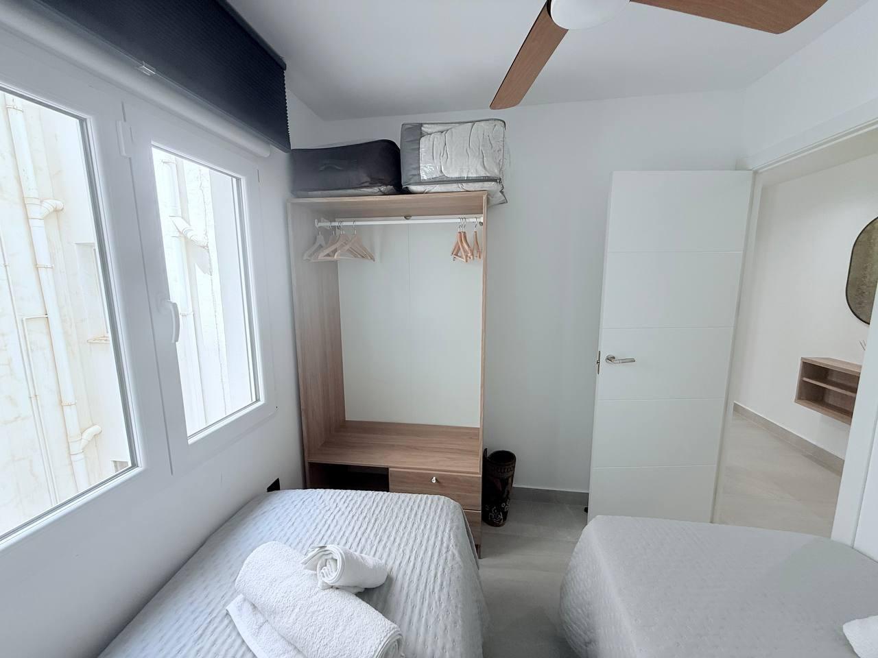 3 Bed, 2 Bath, ApartmentFor Sale, Torrevieja, Alicante