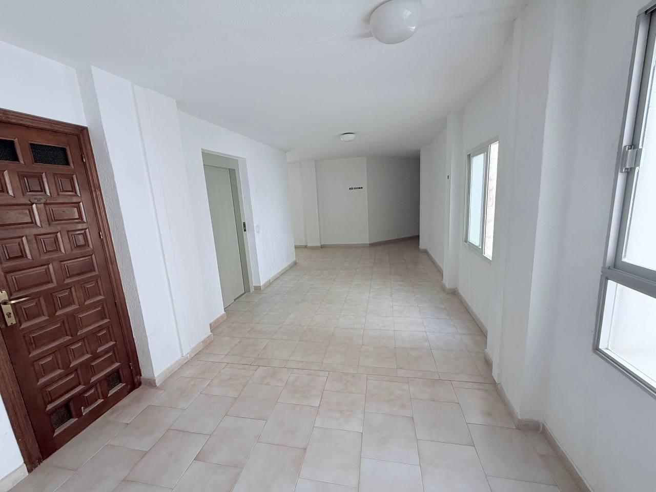 3 Bed, 2 Bath, ApartmentFor Sale, Torrevieja, Alicante