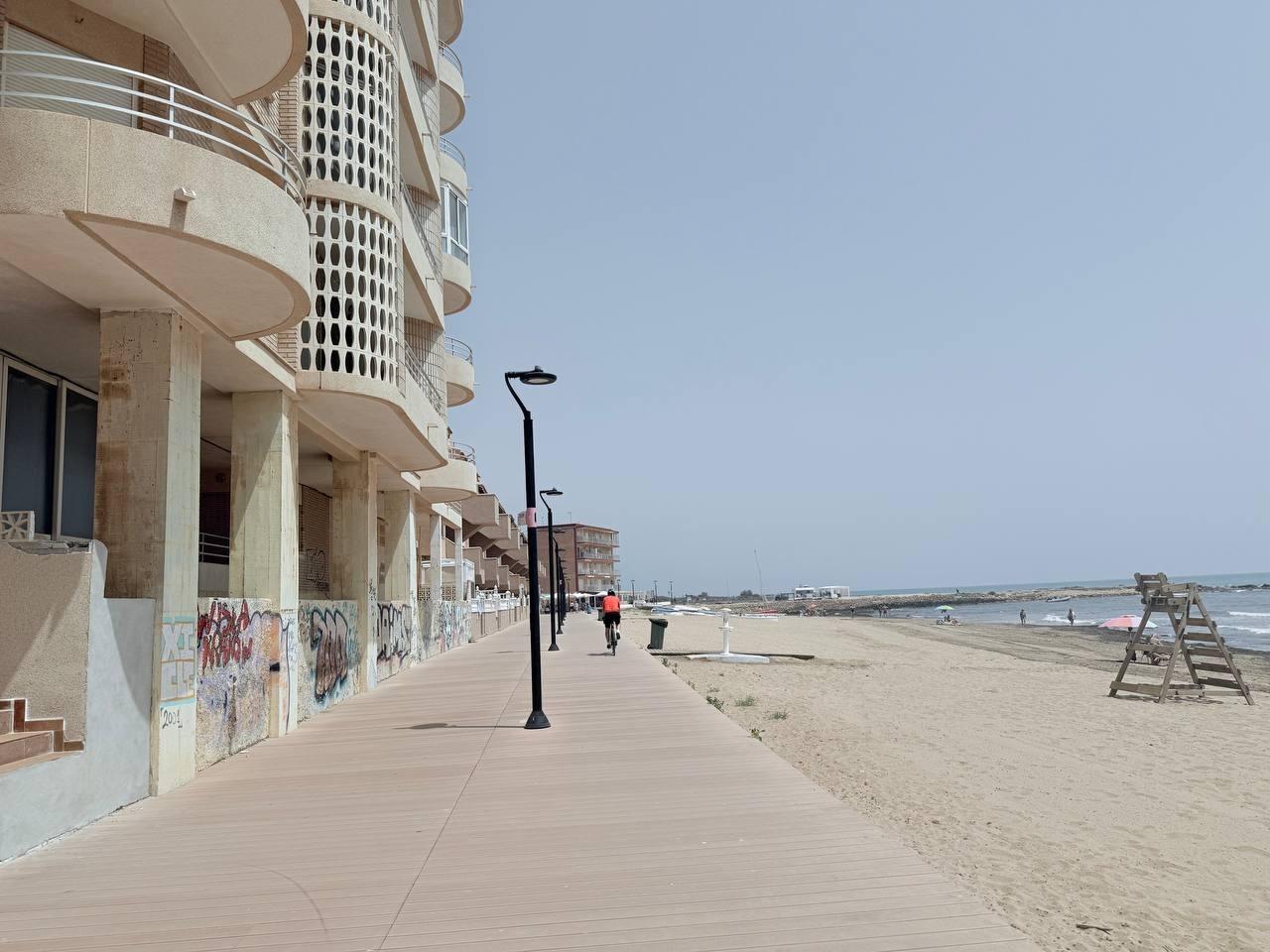 3 Bed, 2 Bath, ApartmentFor Sale, Torrevieja, Alicante