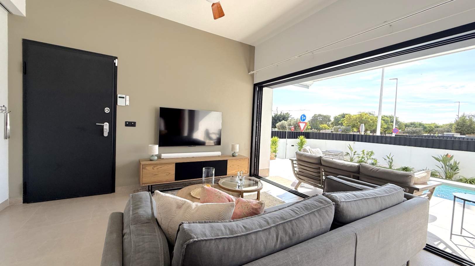 3 Bed, 2 Bath, ApartmentFor Sale, Pilar De La Horadada, Alicante