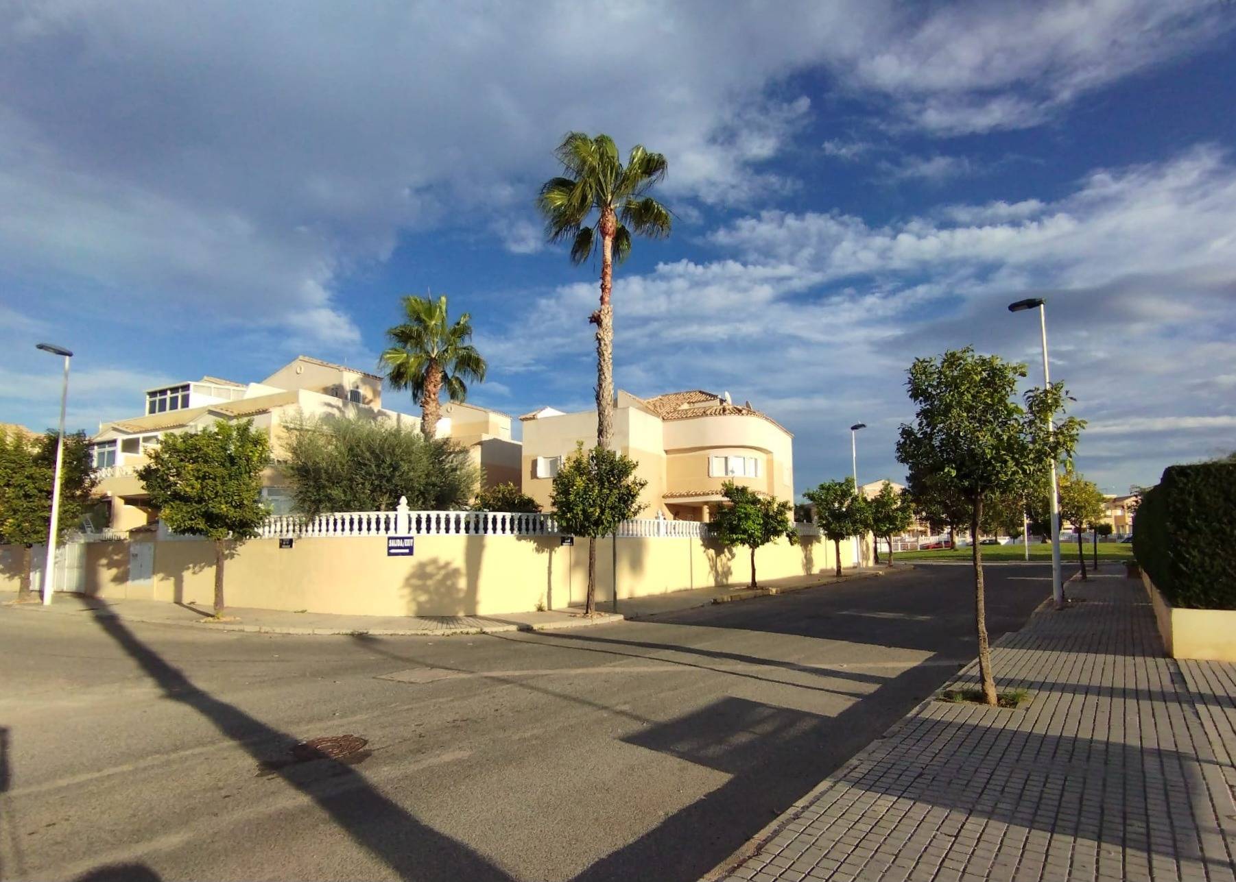 6 Bed, 5 Bath, HouseFor Sale, Torrevieja, Alicante