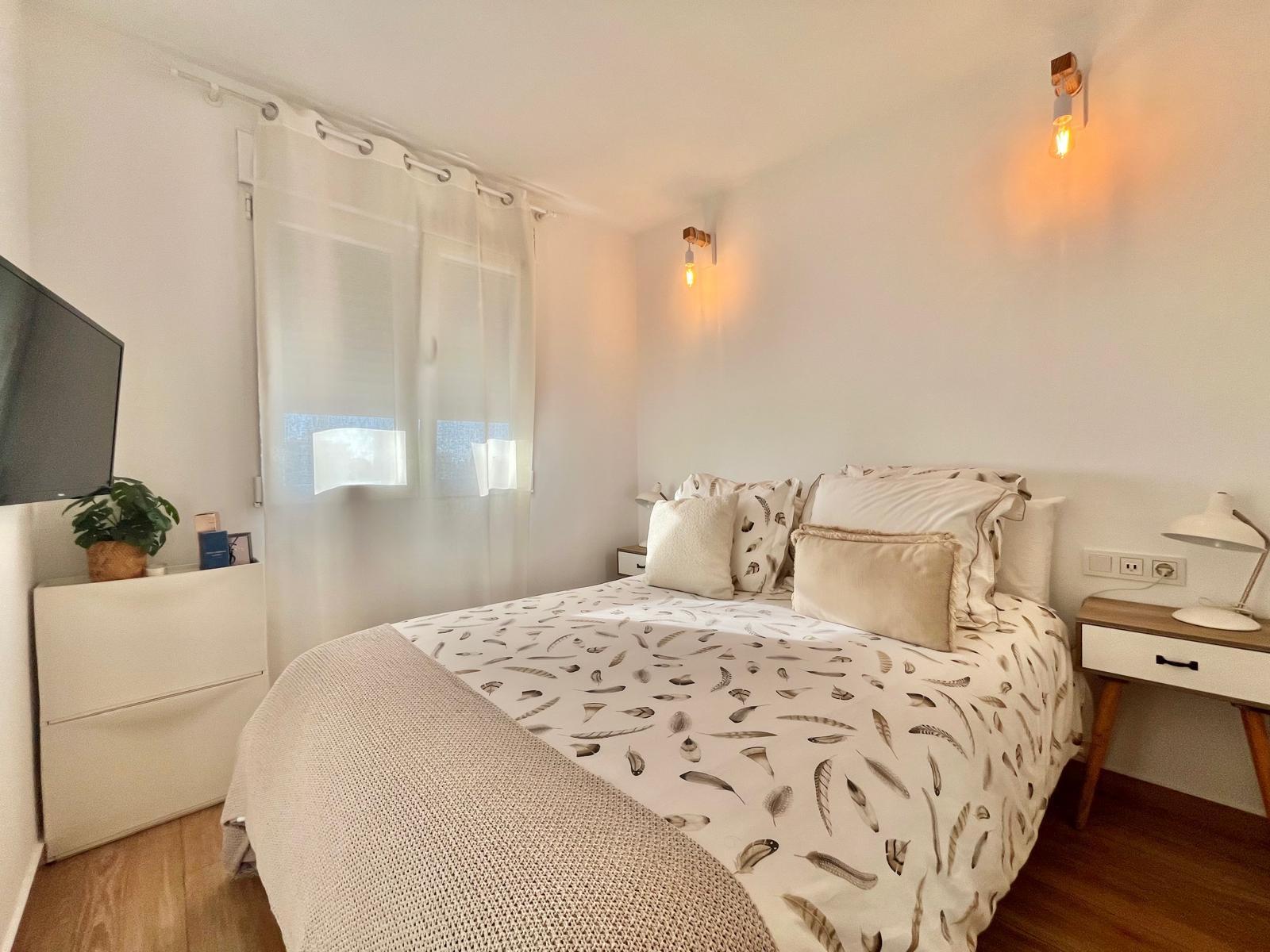 2 Bed, 1 Bath, ApartmentFor Sale, Torrevieja, Alicante