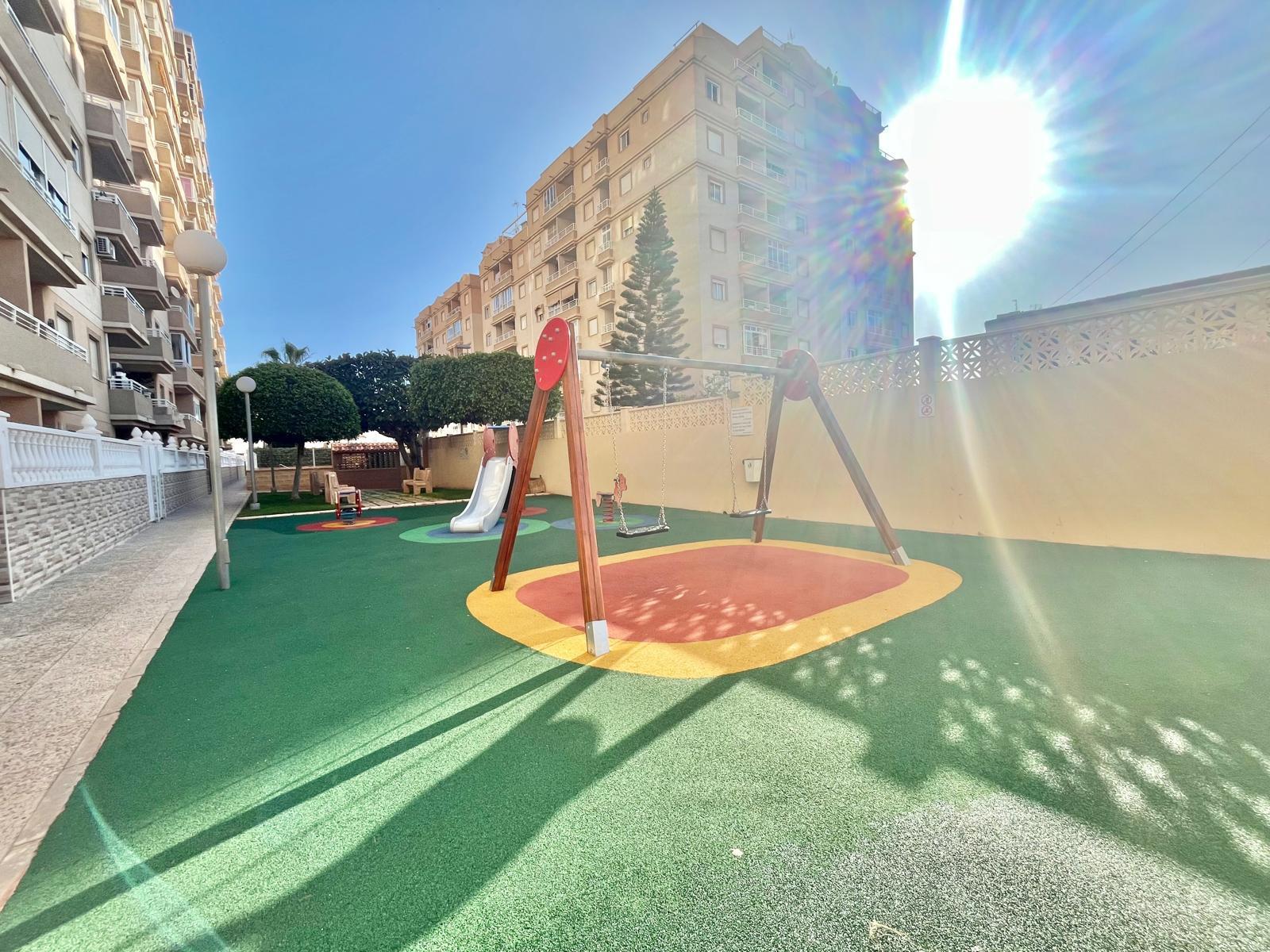 2 Bed, 1 Bath, ApartmentFor Sale, Torrevieja, Alicante