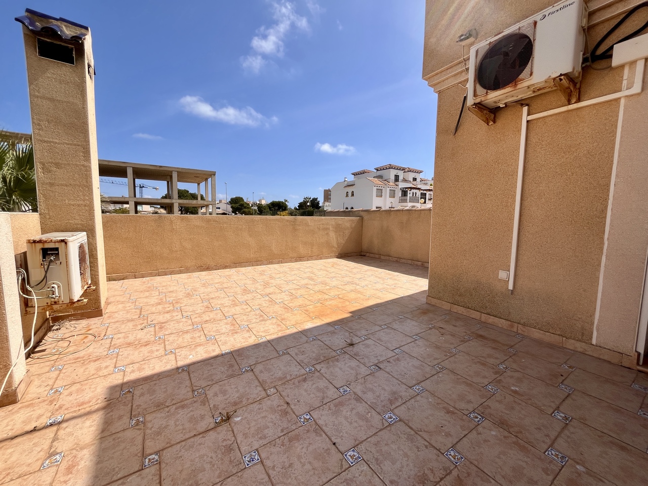5 Bed, 3 Bath, HouseFor Sale, La Zenia, Alicante
