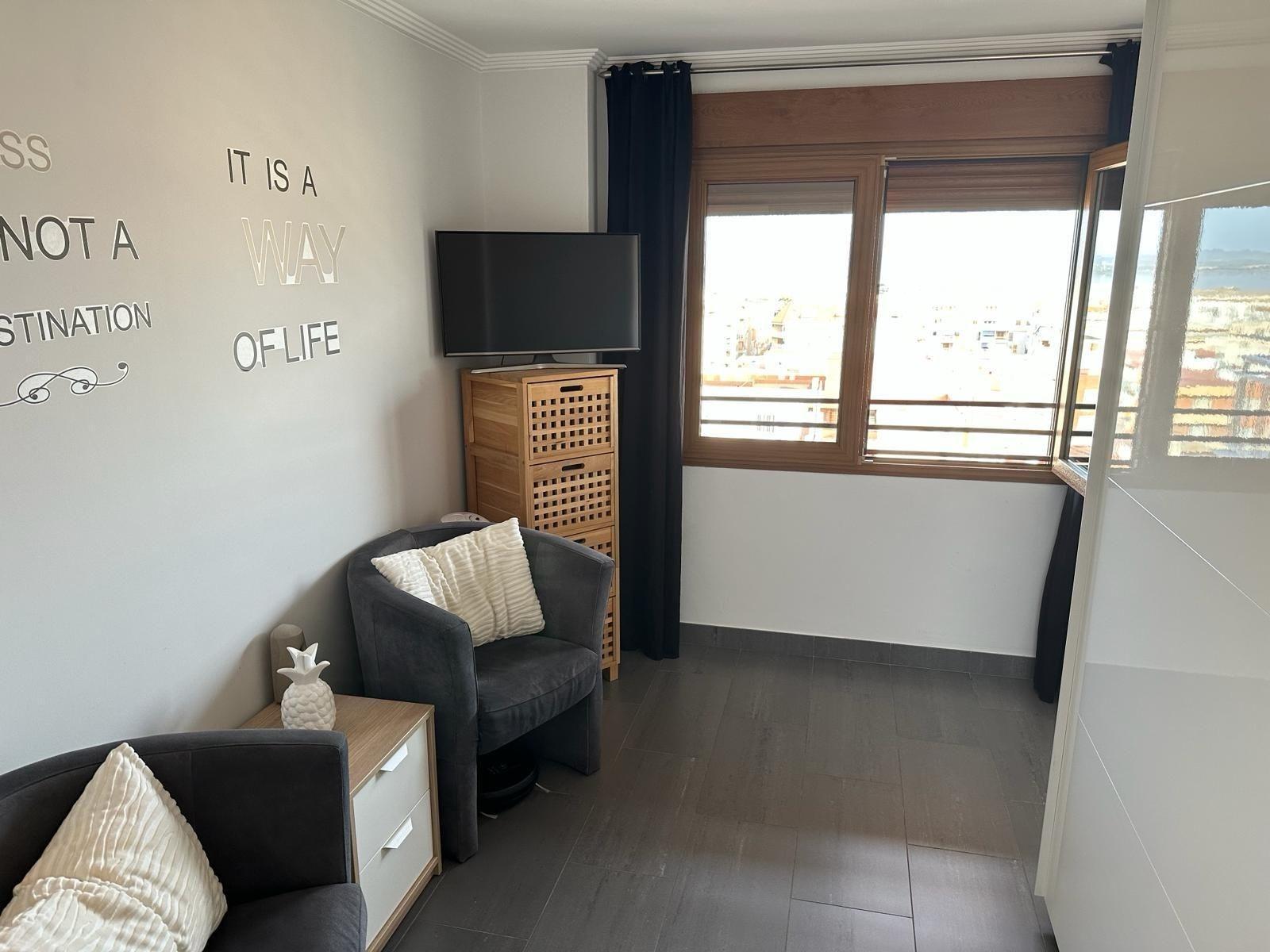 2 Bed, 1 Bath, ApartmentFor Sale, Torrevieja, Alicante