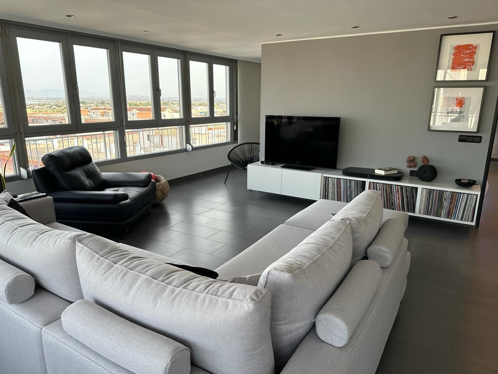 2 Bed, 1 Bath, ApartmentFor Sale, Torrevieja, Alicante