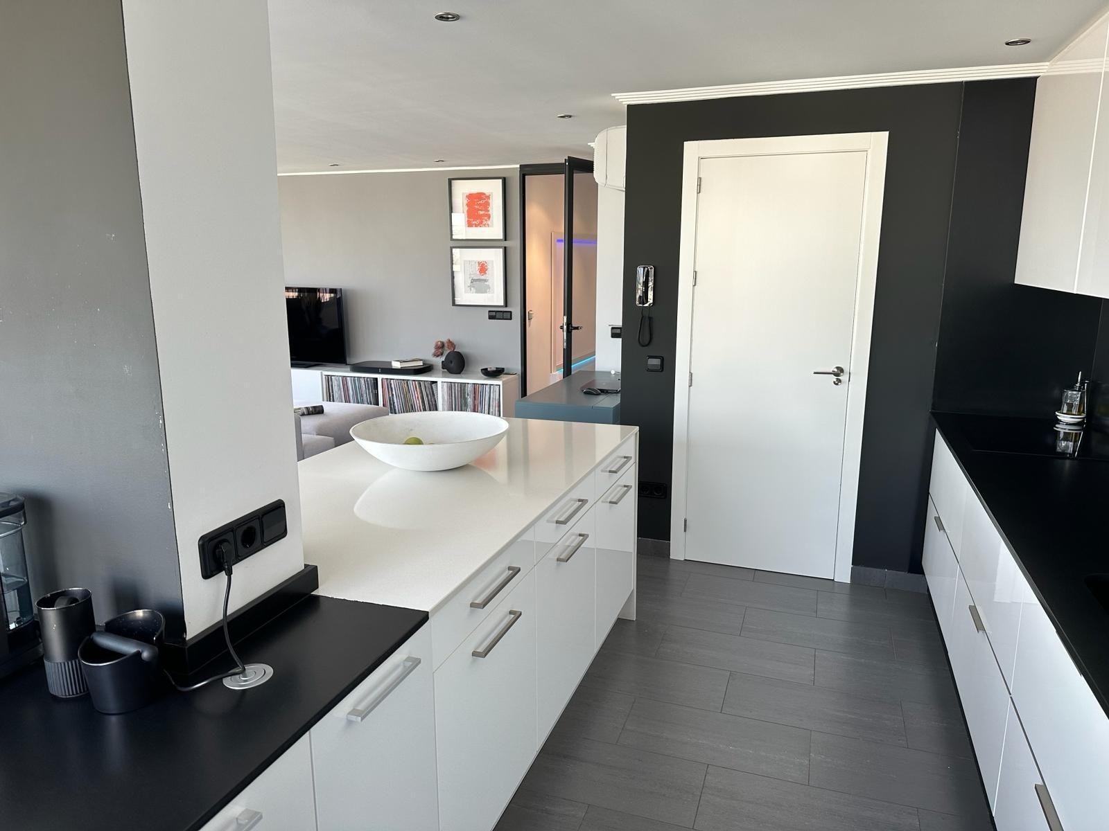 2 Bed, 1 Bath, ApartmentFor Sale, Torrevieja, Alicante