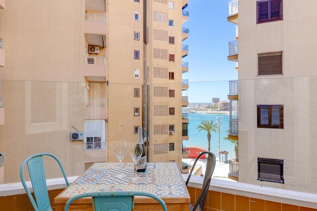 3 Bed, 2 Bath, ApartmentFor Sale, Torrevieja, Alicante