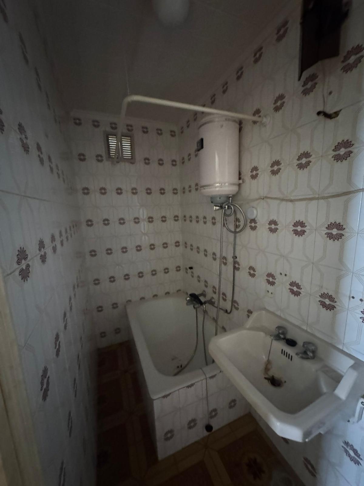 5 Bed, 3 Bath, ApartmentFor Sale, Guardamar Del Segura, Alicante